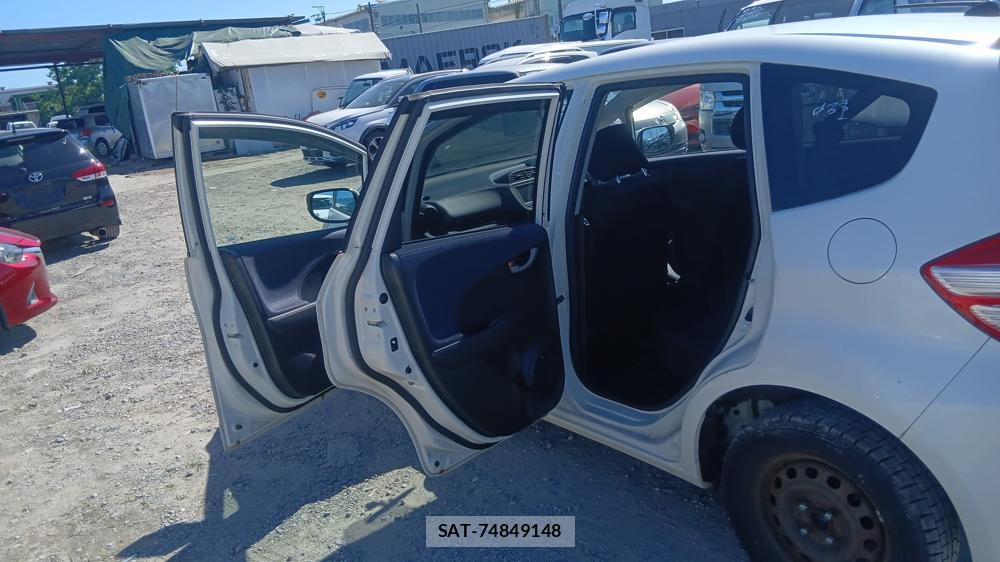 Honda FIT 2008-10 7561639-9
