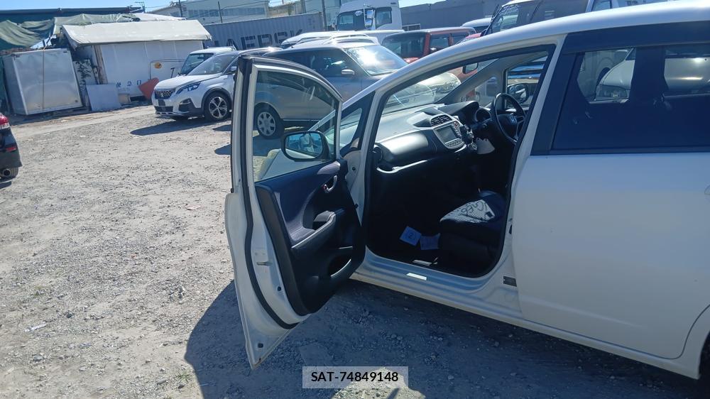Honda FIT 2008-10 7561639-10
