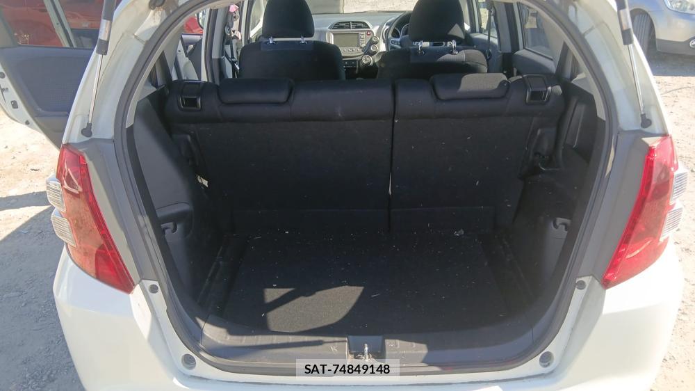 Honda FIT 2008-10 7561639-25