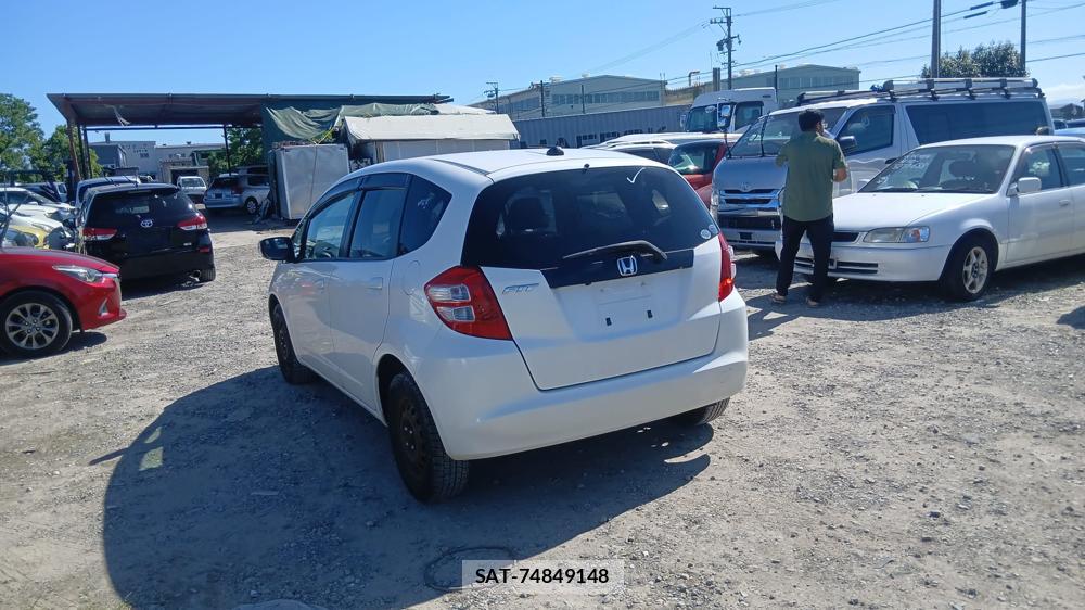 Honda FIT 2008-10 7561639-2