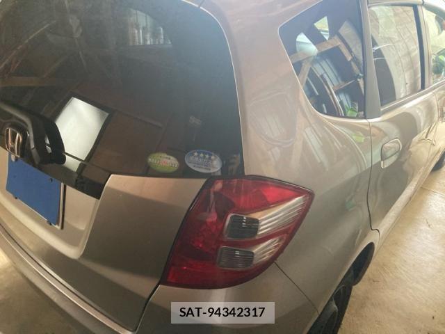 Honda FIT 2010-03 7979232-3