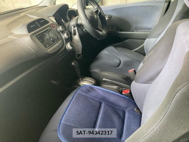 Honda FIT 2010-03 7979232-6
