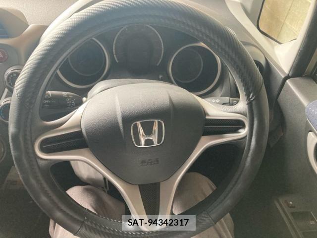 Honda FIT 2010-03 7979232-8