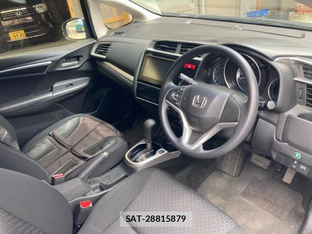 Honda FIT 2013-09 7979228-13