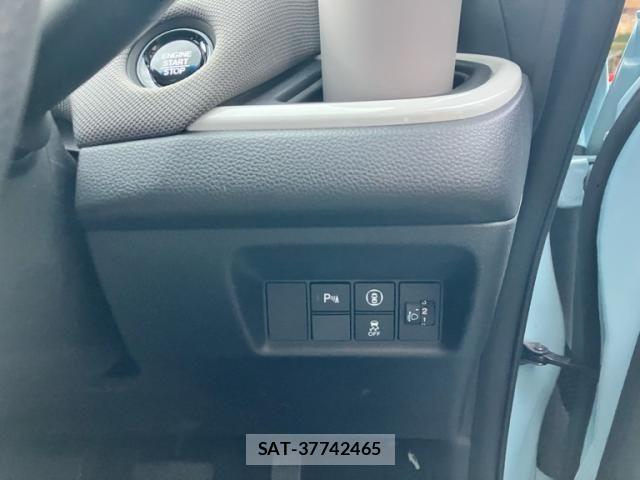 Honda FIT 2020-11 7979226-12