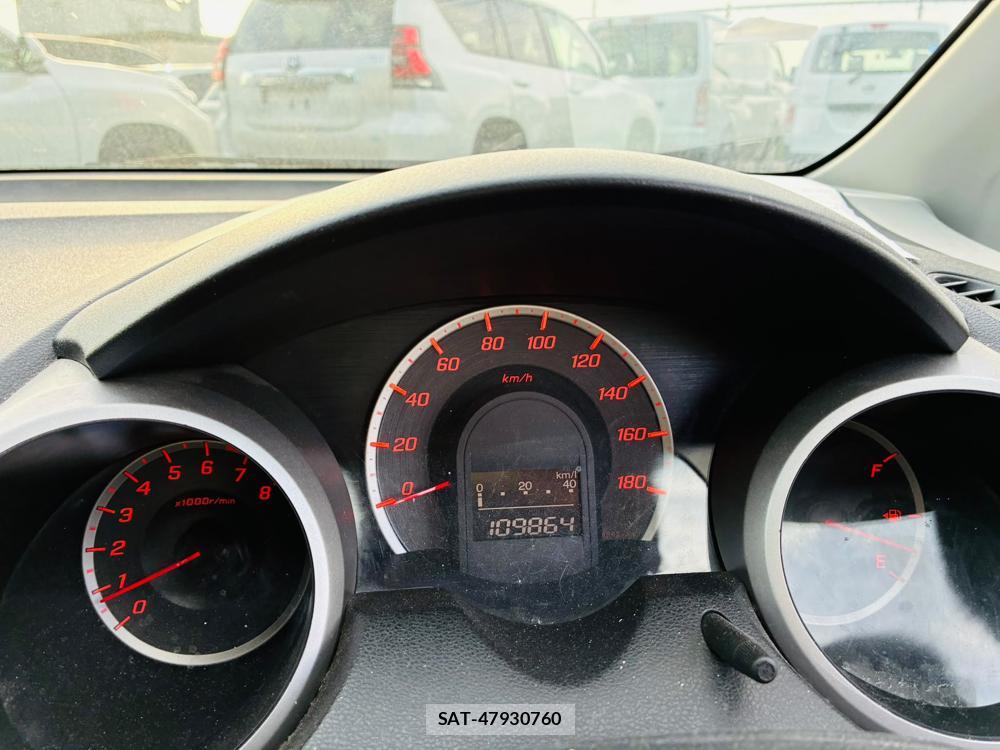 Honda FIT 2009-02 7781699-14