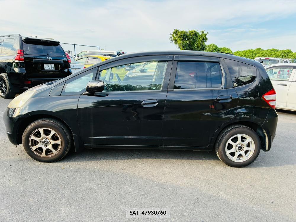 Honda FIT 2009-02 7781699-1