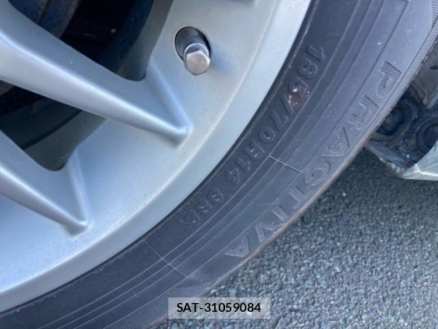 Honda FIT 2014-08 7979231-11