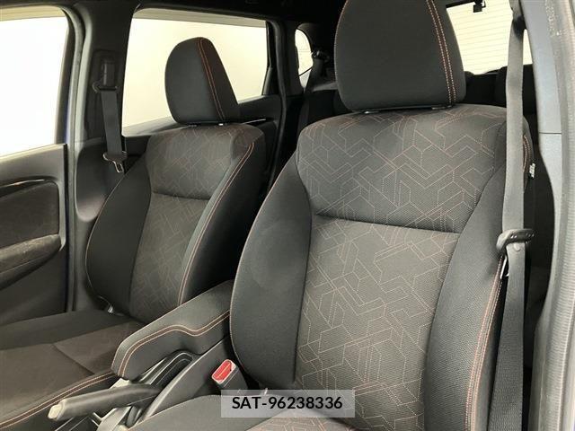 Honda FIT 2013-12 7979229-12