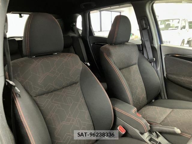Honda FIT 2013-12 7979229-6