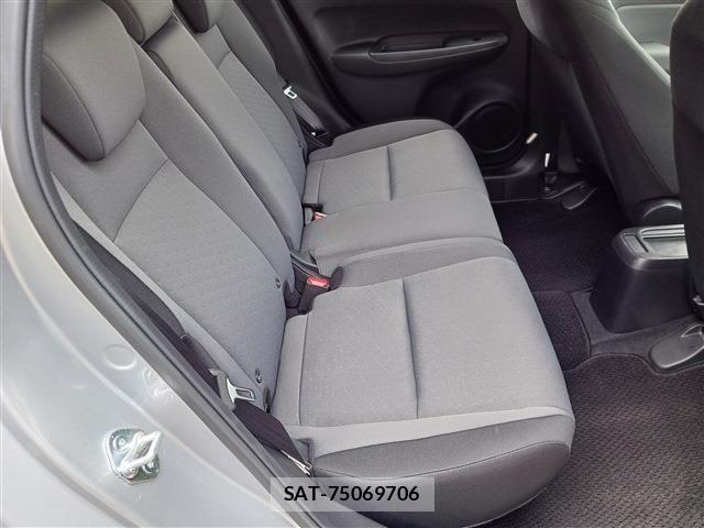 Honda FIT 2021-07 7979227-10