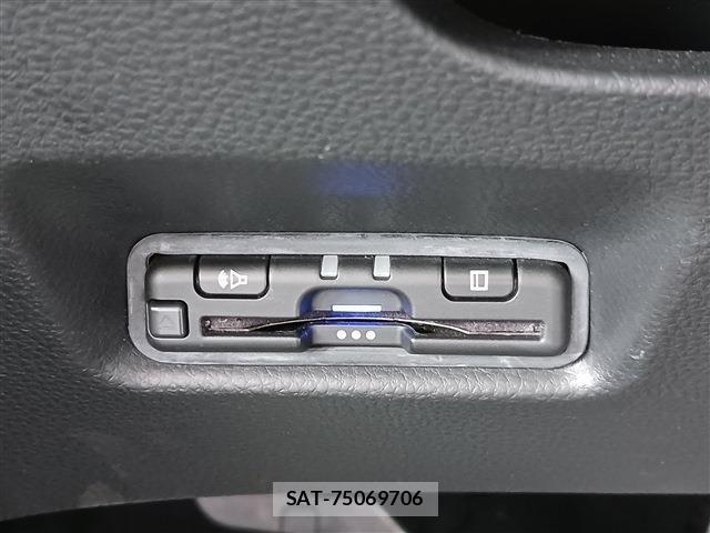 Honda FIT 2021-07 7979227-13