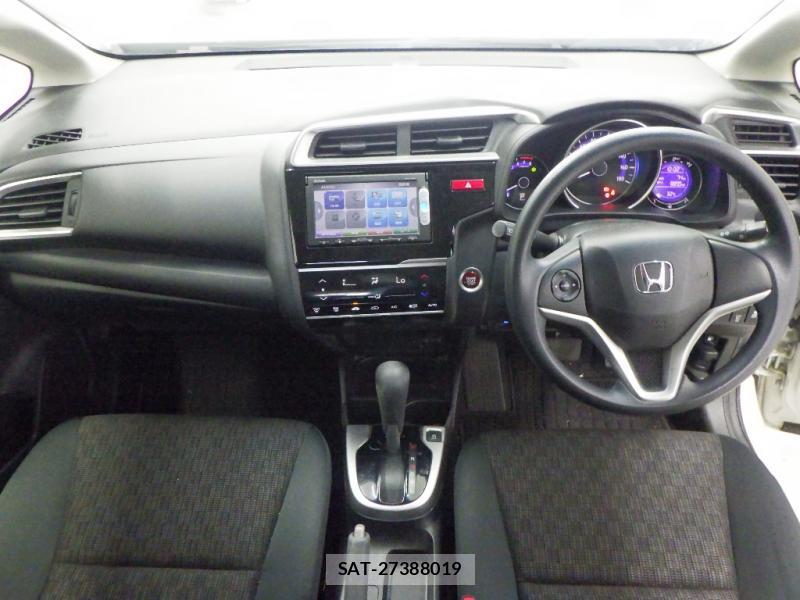 Honda FIT 2015-09 7999444-6