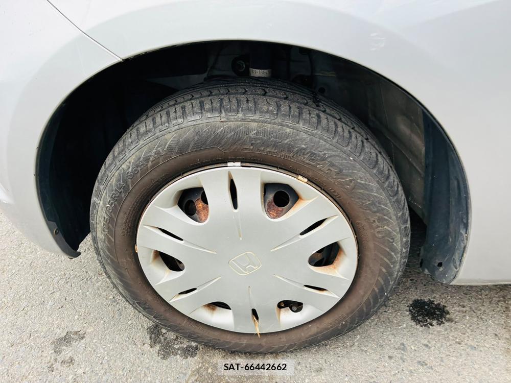 Honda FIT 2010-09 7746819-29