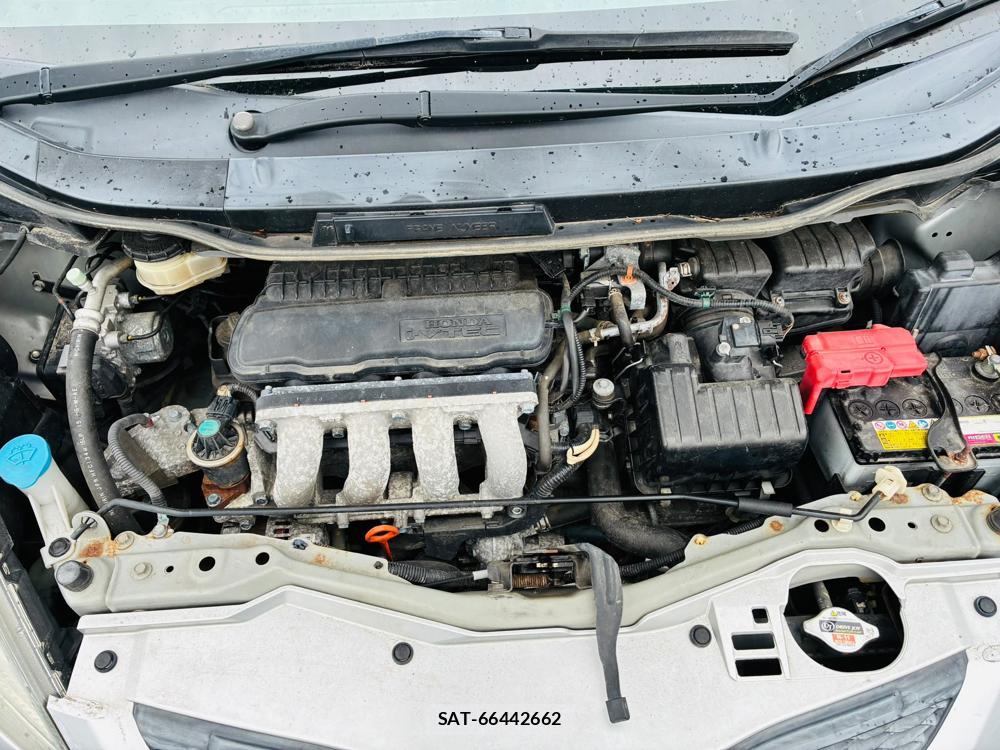 Honda FIT 2010-09 7746819-33