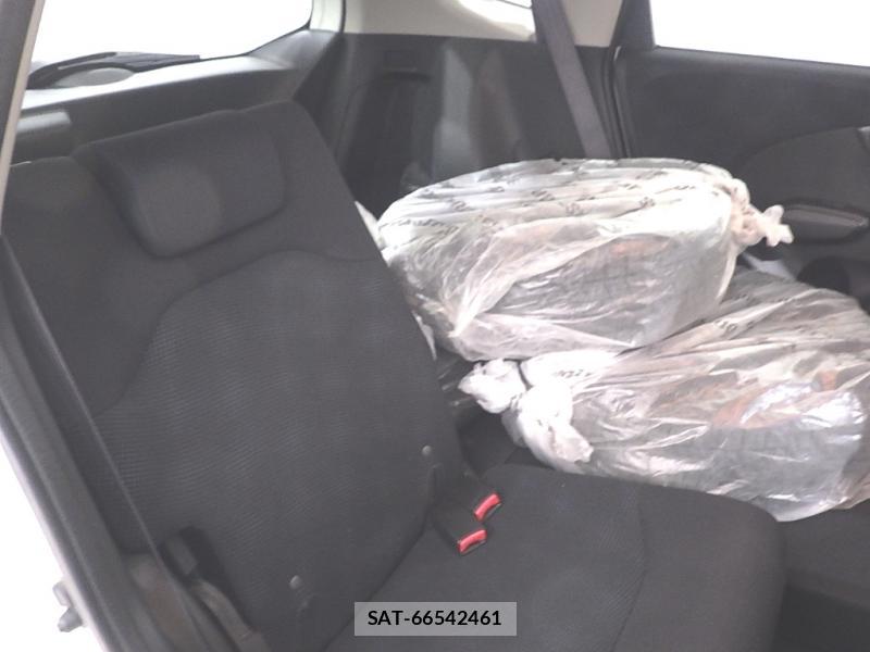Honda FIT 2012-09 7999442-4