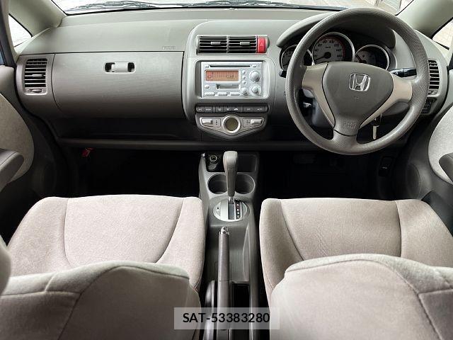 Honda FIT 2006-02 8035558-1
