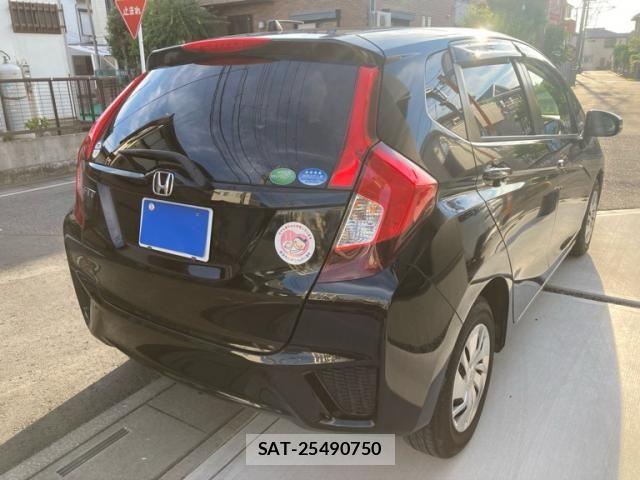 Honda FIT 2013-12 8035559-3