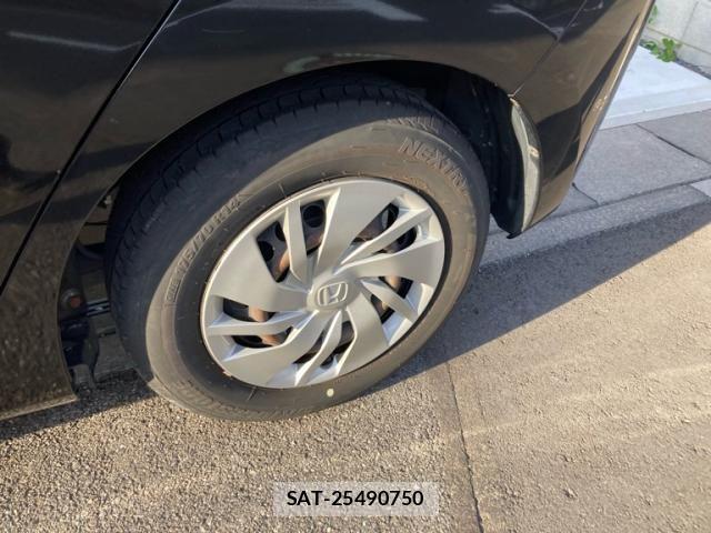 Honda FIT 2013-12 8035559-7