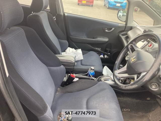Honda FIT 2009-02 8035567-18