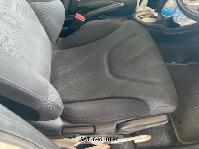 Honda FIT 2010-09 8035565-15