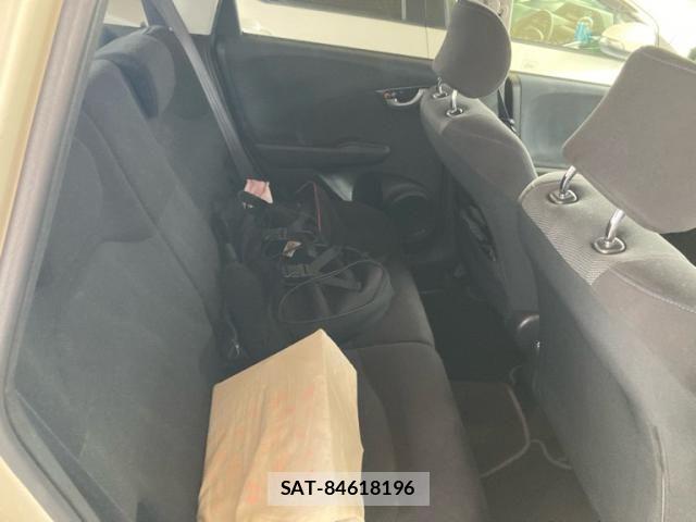 Honda FIT 2010-09 8035565-18