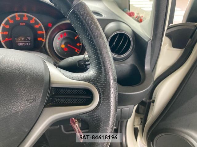 Honda FIT 2010-09 8035565-21