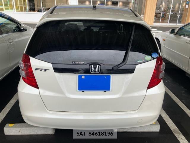 Honda FIT 2010-09 8035565-4