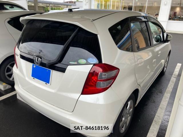 Honda FIT 2010-09 8035565-5