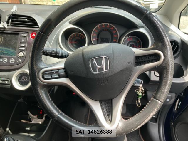 Honda FIT 2008-03 8035557-13