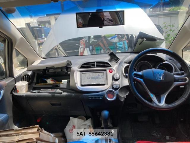 Honda FIT 2011-09 8035566-13