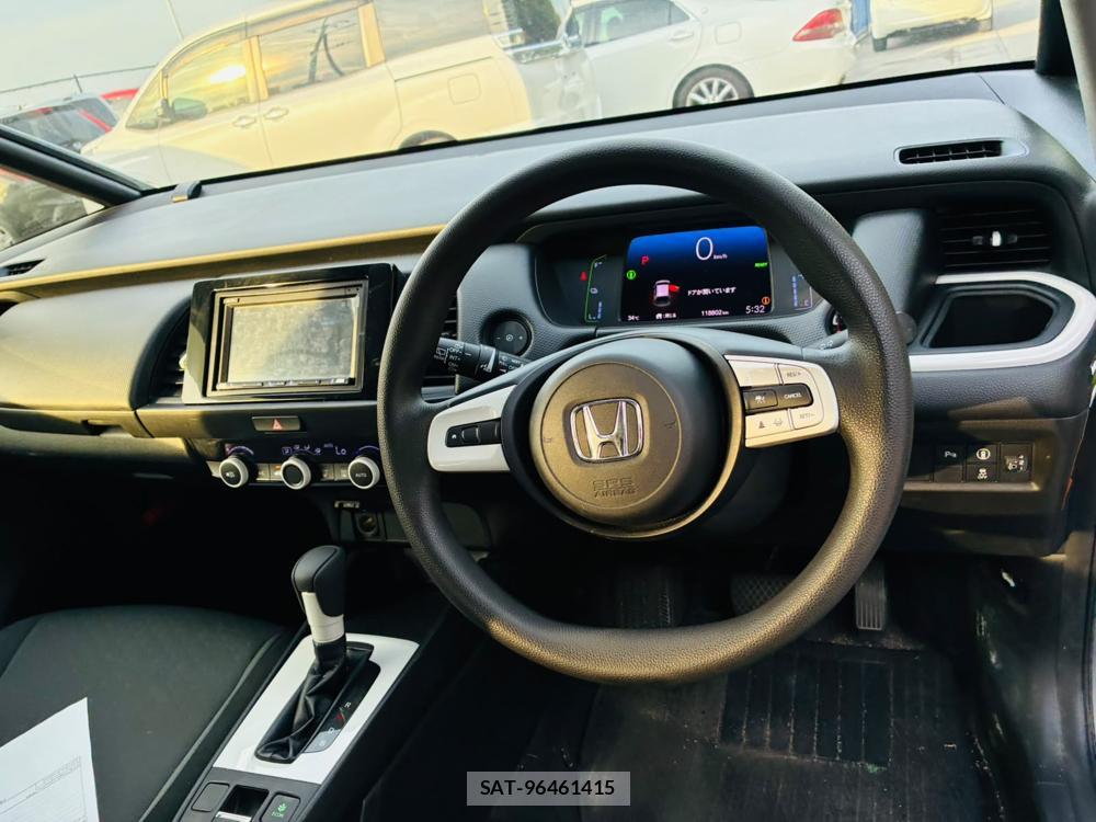 Honda FIT 2021-05 7927631-14