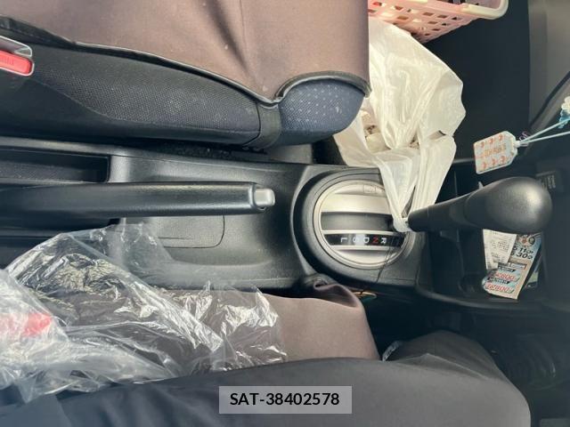 Honda FIT 2010-01 8035568-13