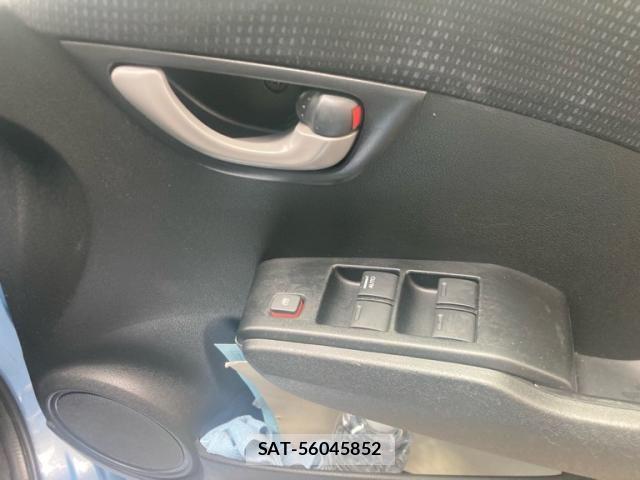 Honda FIT 2013-02 8035561-10