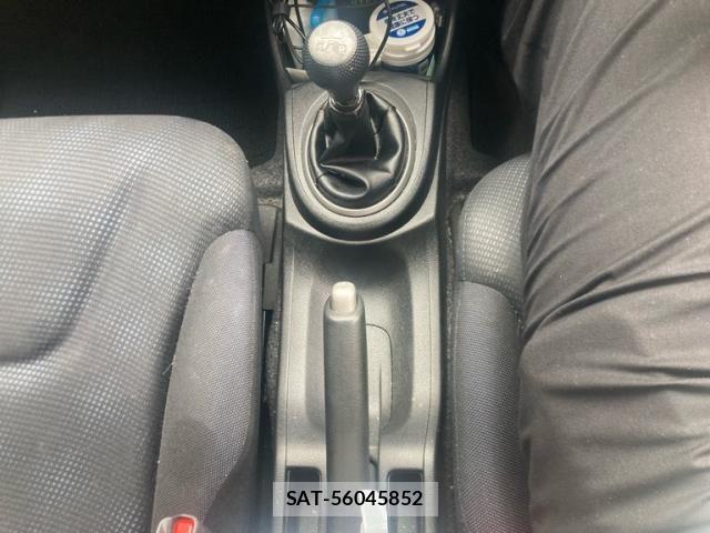 Honda FIT 2013-02 8035561-15