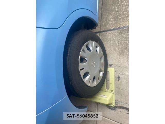 Honda FIT 2013-02 8035561-4