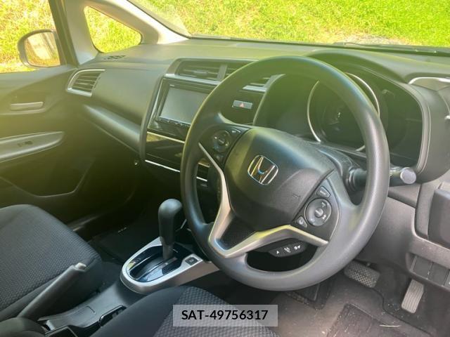 Honda FIT 2017-10 8035556-11