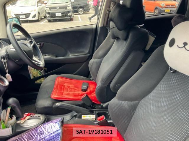 Honda FIT 2013-07 8035564-9