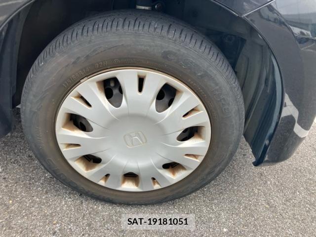 Honda FIT 2013-07 8035564-5