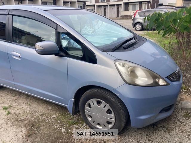 Honda FIT 2009-08 8035562-1