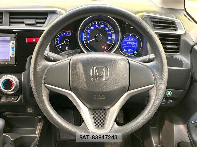 Honda FIT 2014-03 8035549-10