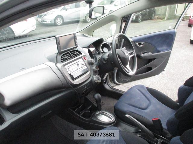 Honda FIT 2011-07 8035560-12