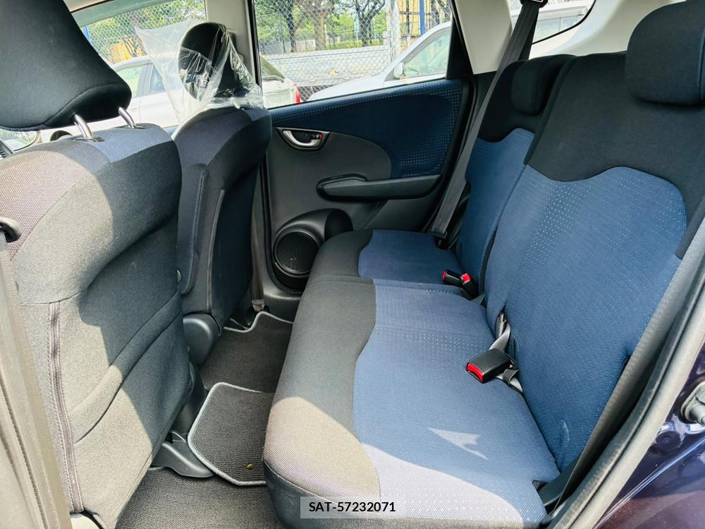 Honda FIT 2009-12 7972161-9