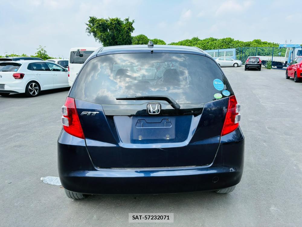 Honda FIT 2009-12 7972161-3