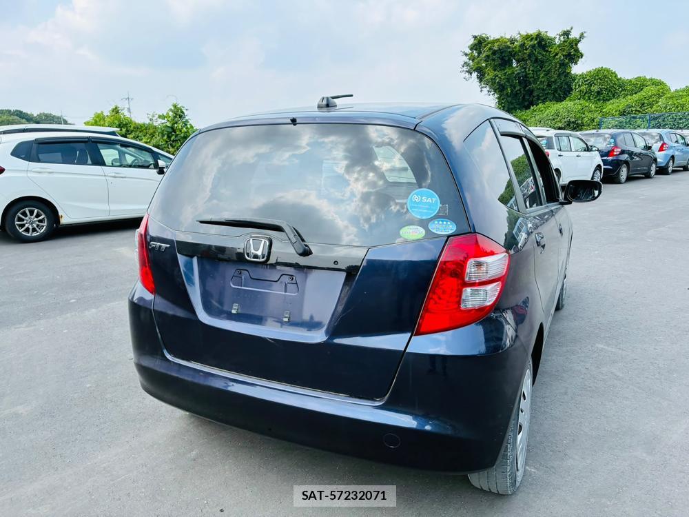Honda FIT 2009-12 7972161-4