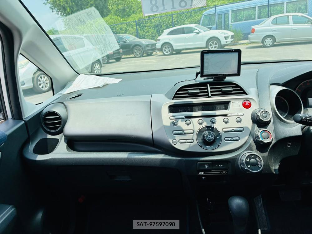 Honda FIT 2009-09 7972160-17