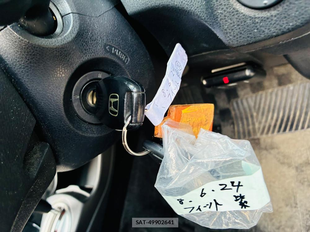 Honda FIT 2010-04 7927510-16