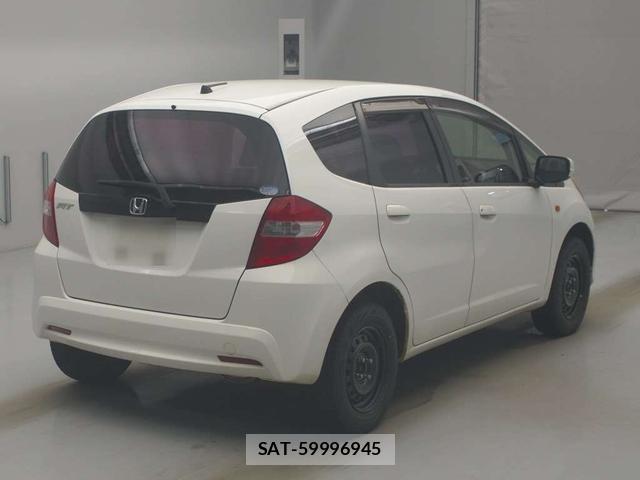 Honda FIT 2013-11 8056483-1