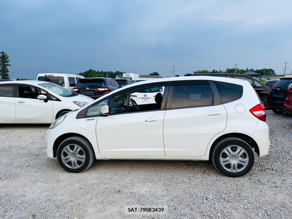 Honda FIT 2012-03 7957954-1