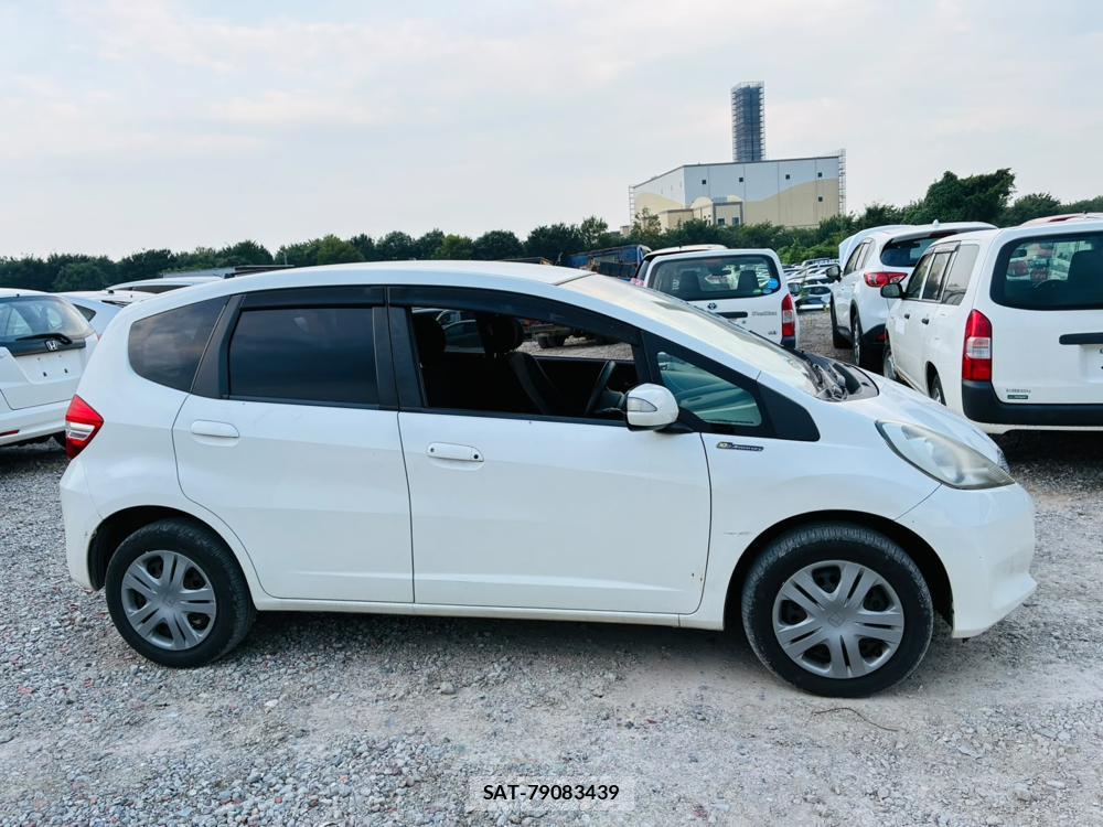 Honda FIT 2012-03 7957954-5